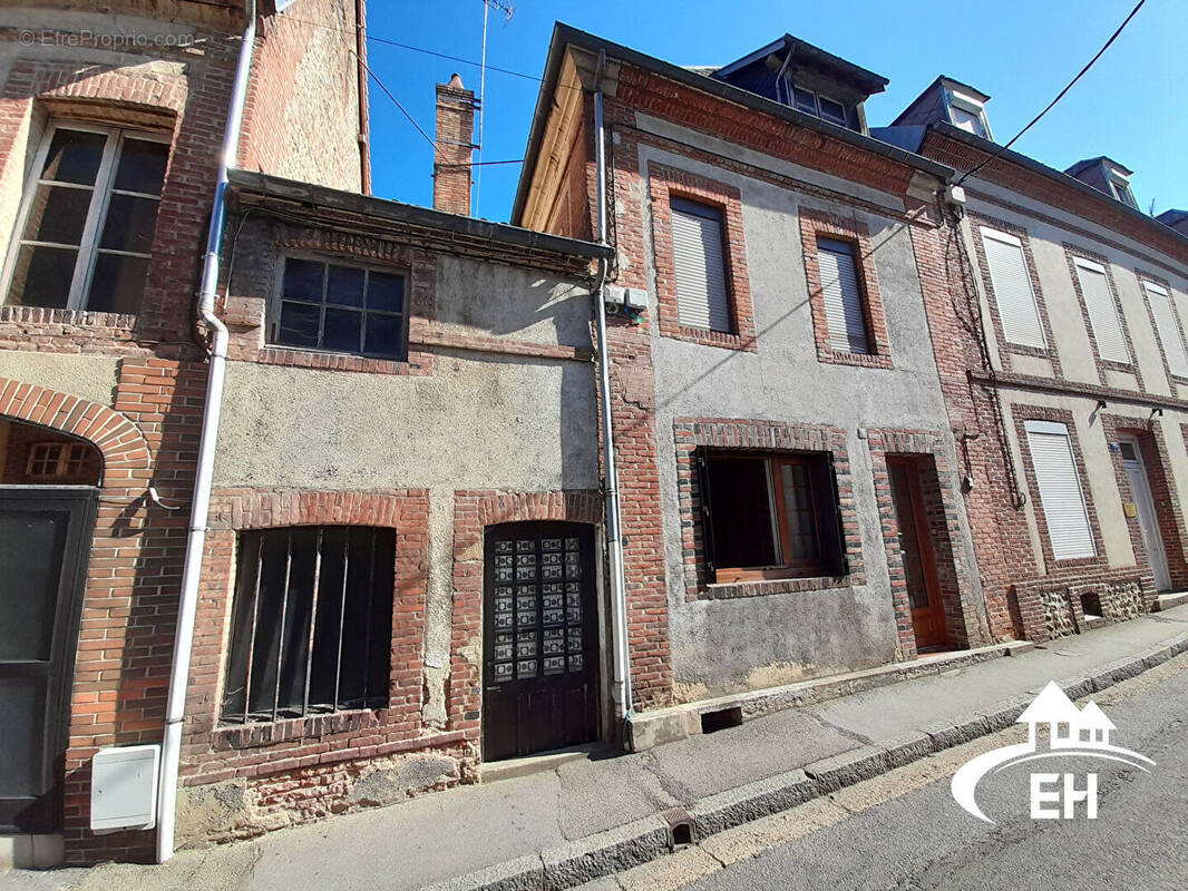 Maison à L&#039;AIGLE