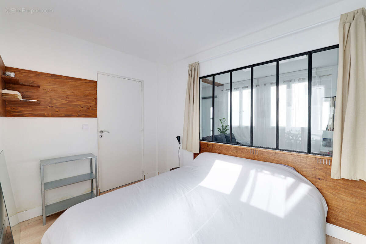 Appartement à PARIS-10E