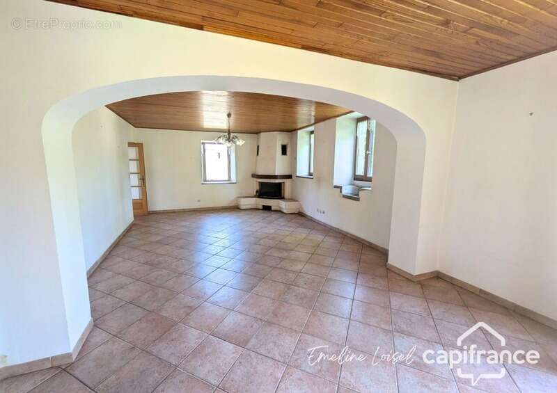 Maison en pierre de 164 m2 - 5 chambres - Jardin arboré et dépendances - Saint Martin en Vercors (26420) - photo 8