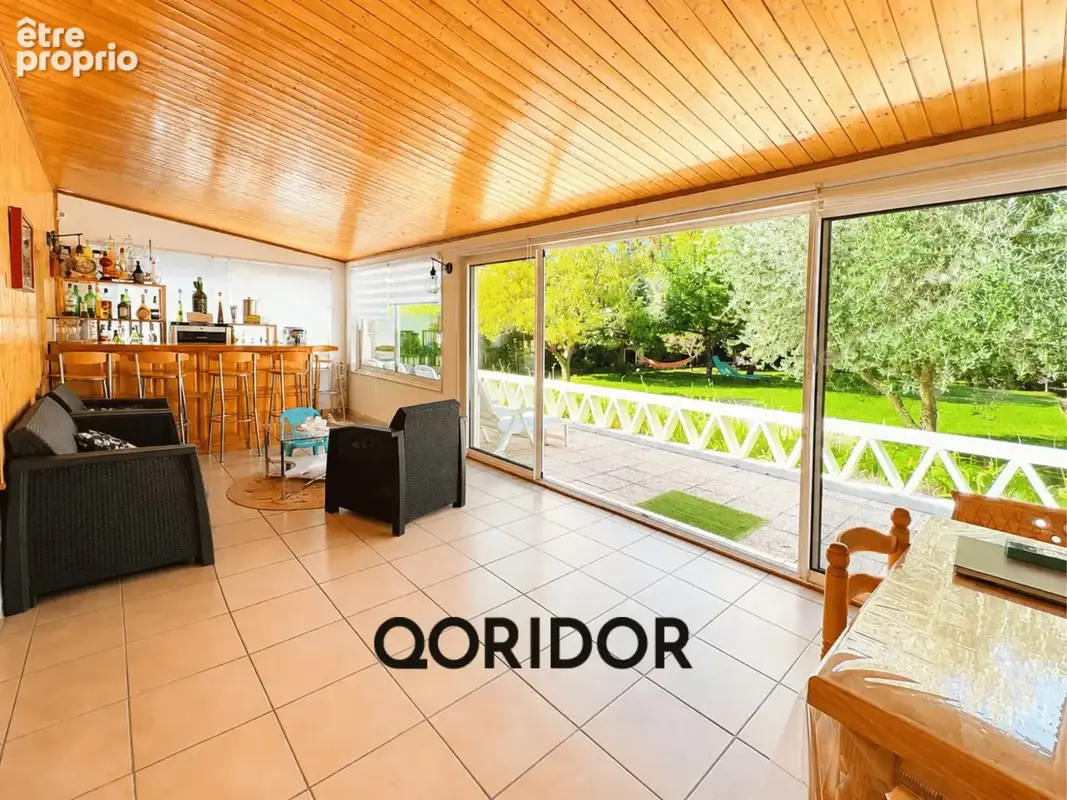 Maison 6 pièces 130 m² à vendre à Vaulx-En-Velin (69120) - photo 3