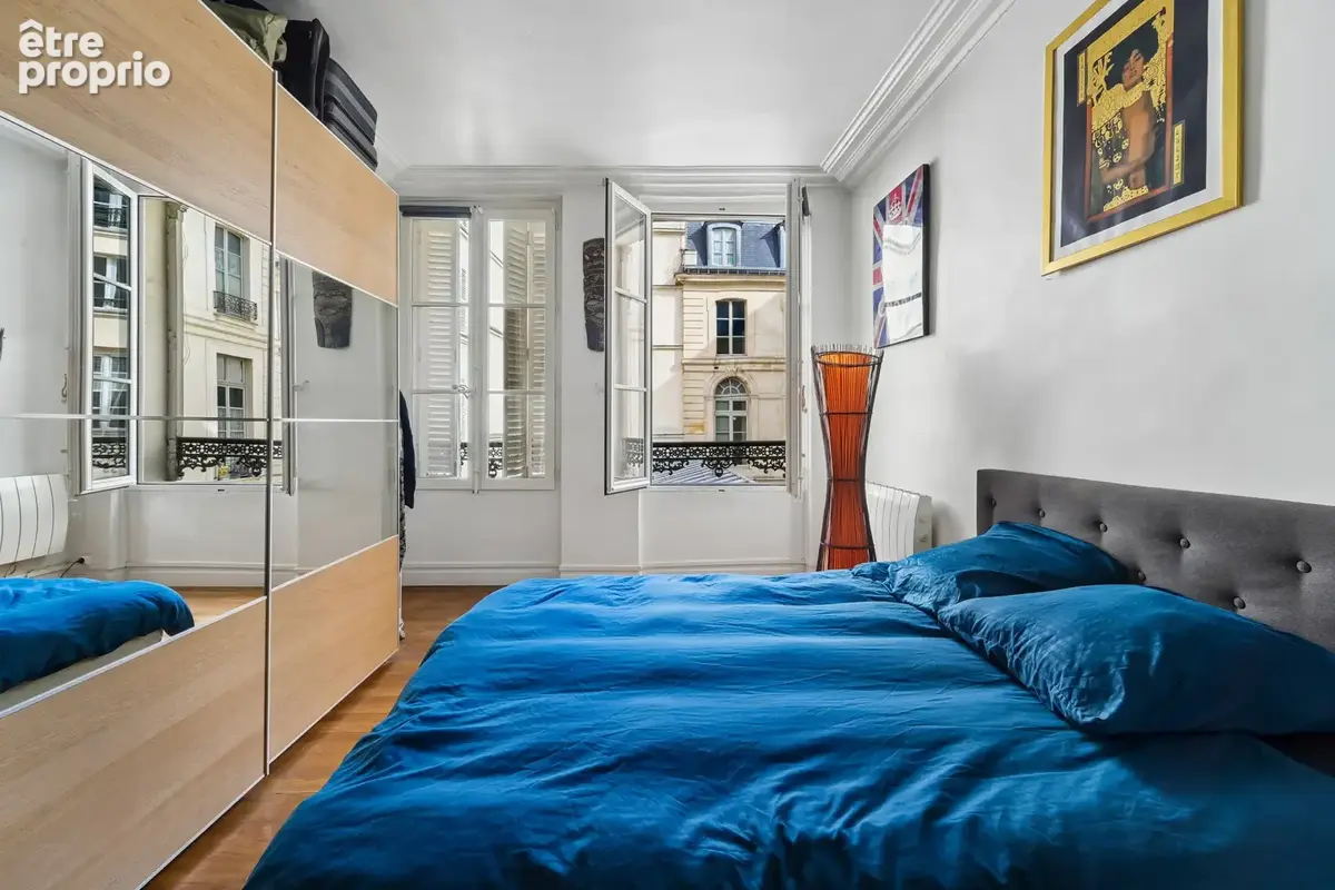Appartement coup de coeur avec balcon Paris 1er! - photo 9