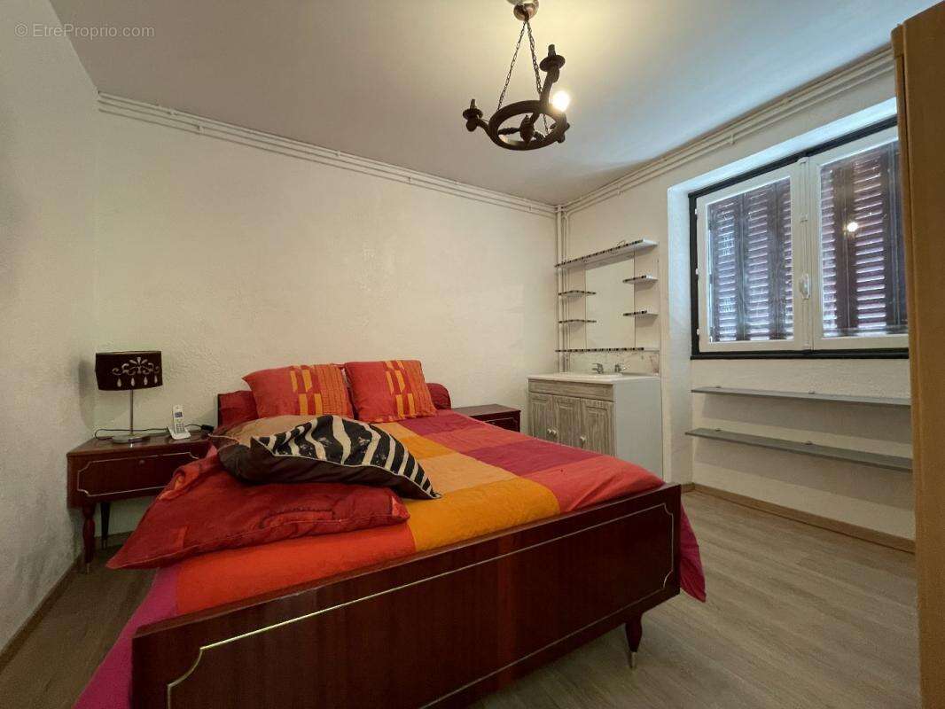 Maison à SAINT-PAUL-DES-LANDES