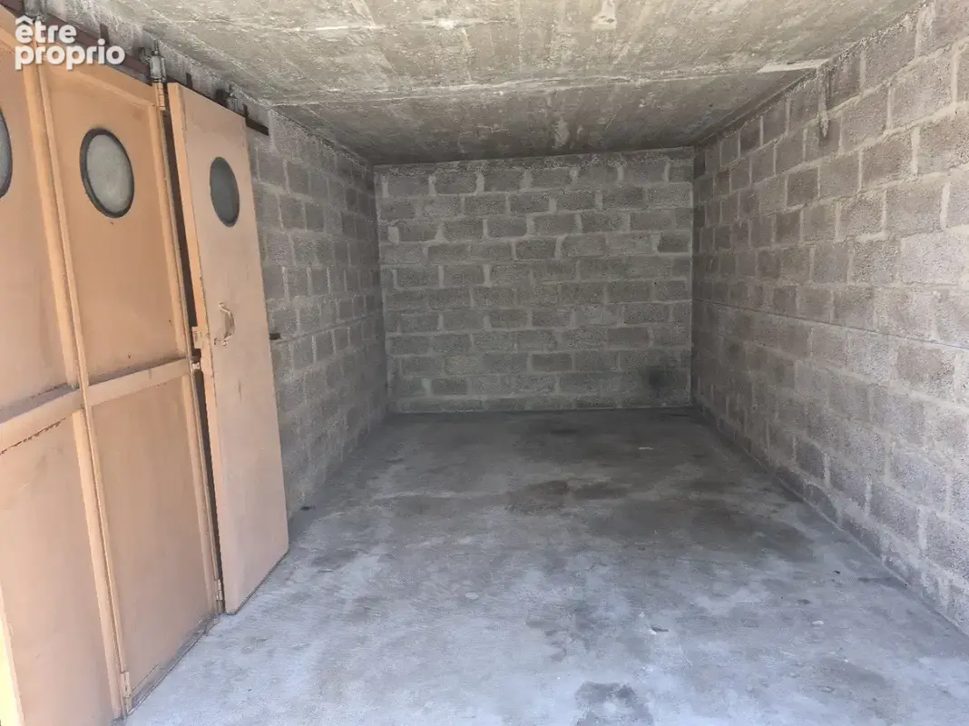 Garage fermé dans résidence sécurisée - photo 3