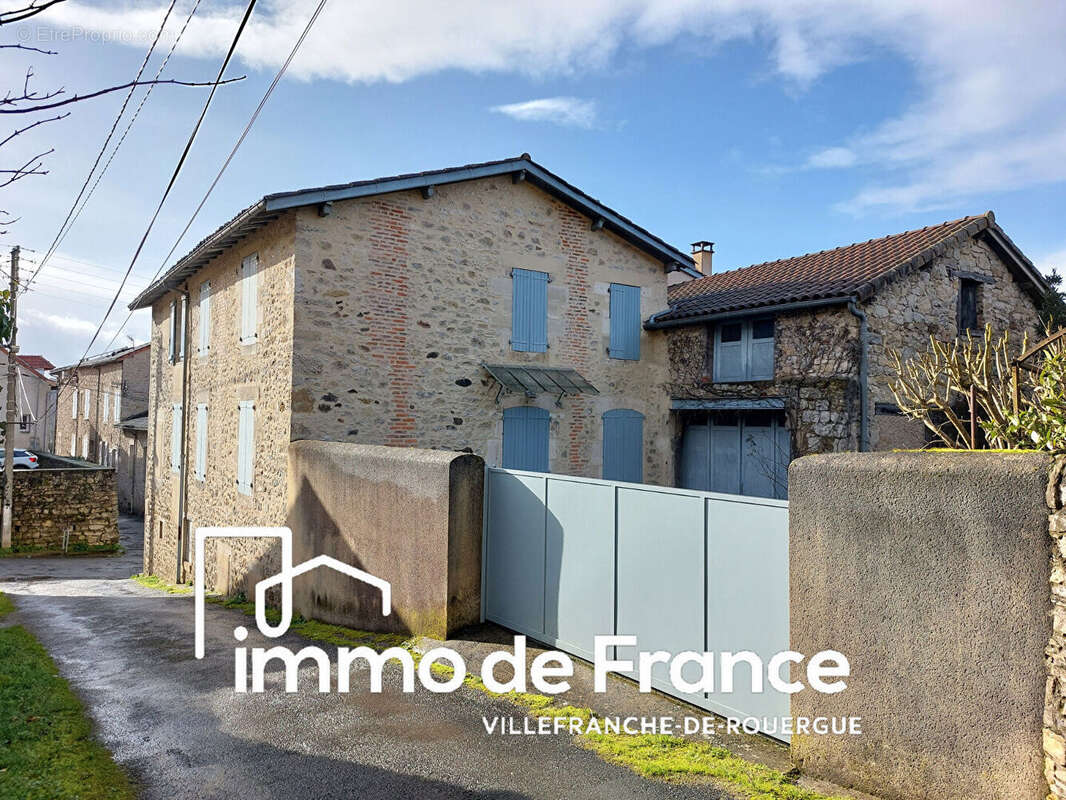 Immeuble de rapport  333 m2+ jardin -5 logements - photo 2