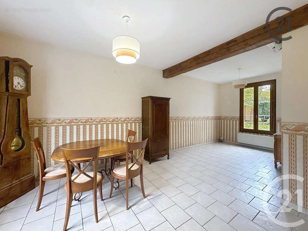 Maison à SAINTE-COLOMBE