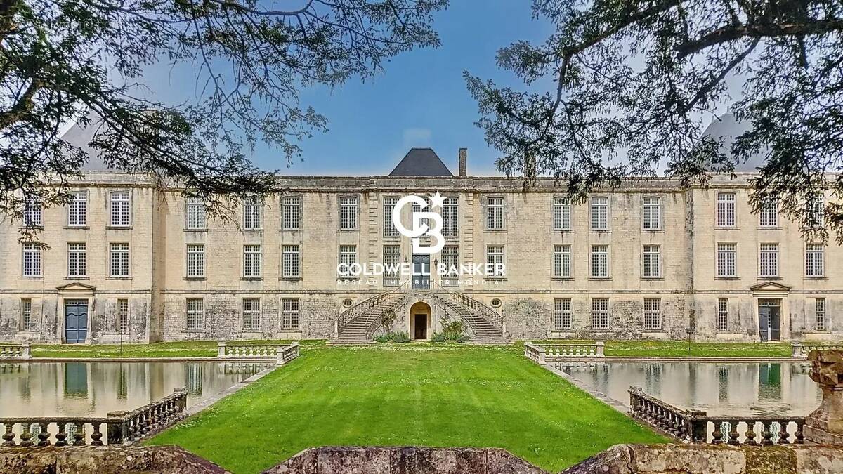 Appartement à LE DOUHET