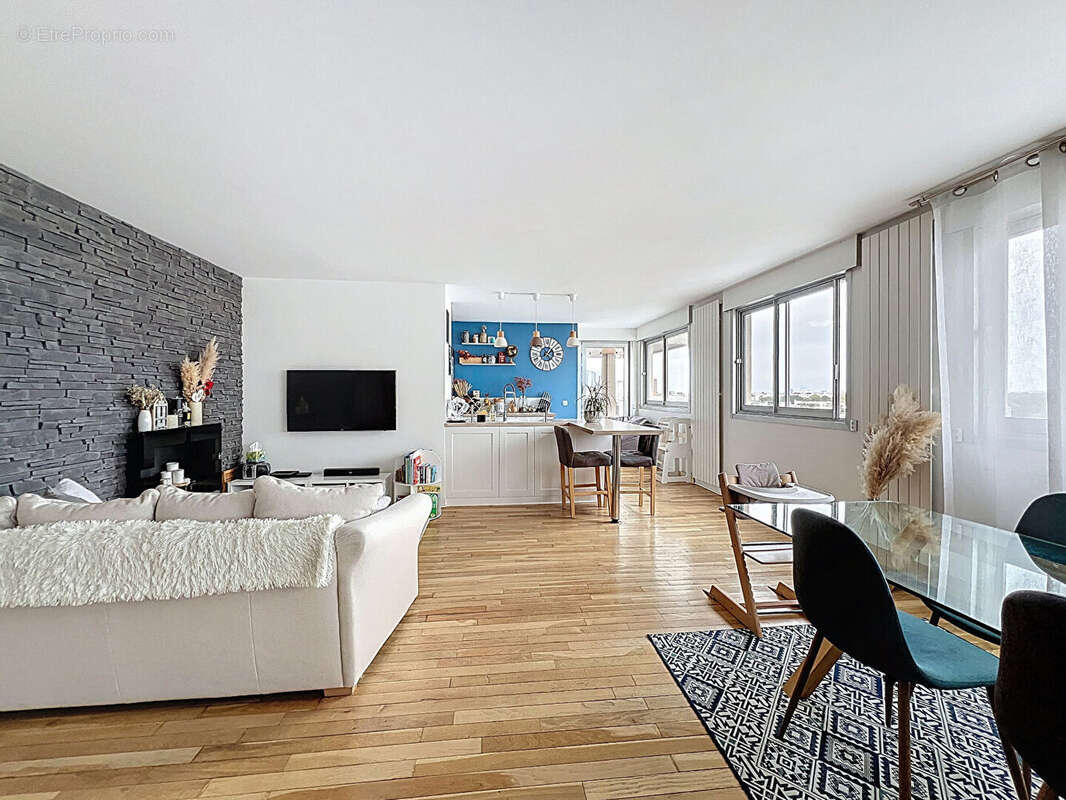 Appartement à SURESNES