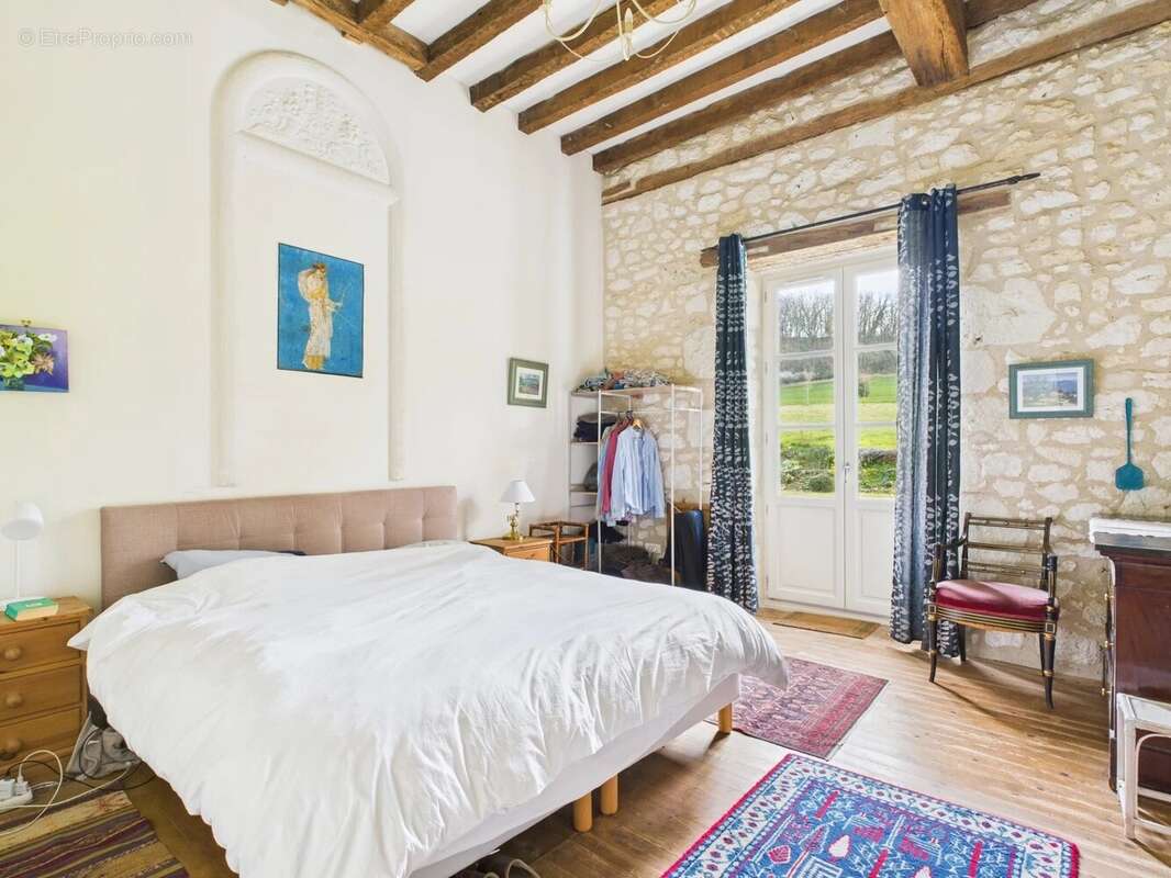 Maison en pierre magnifiquement rénovée près d'un village - photo 7
