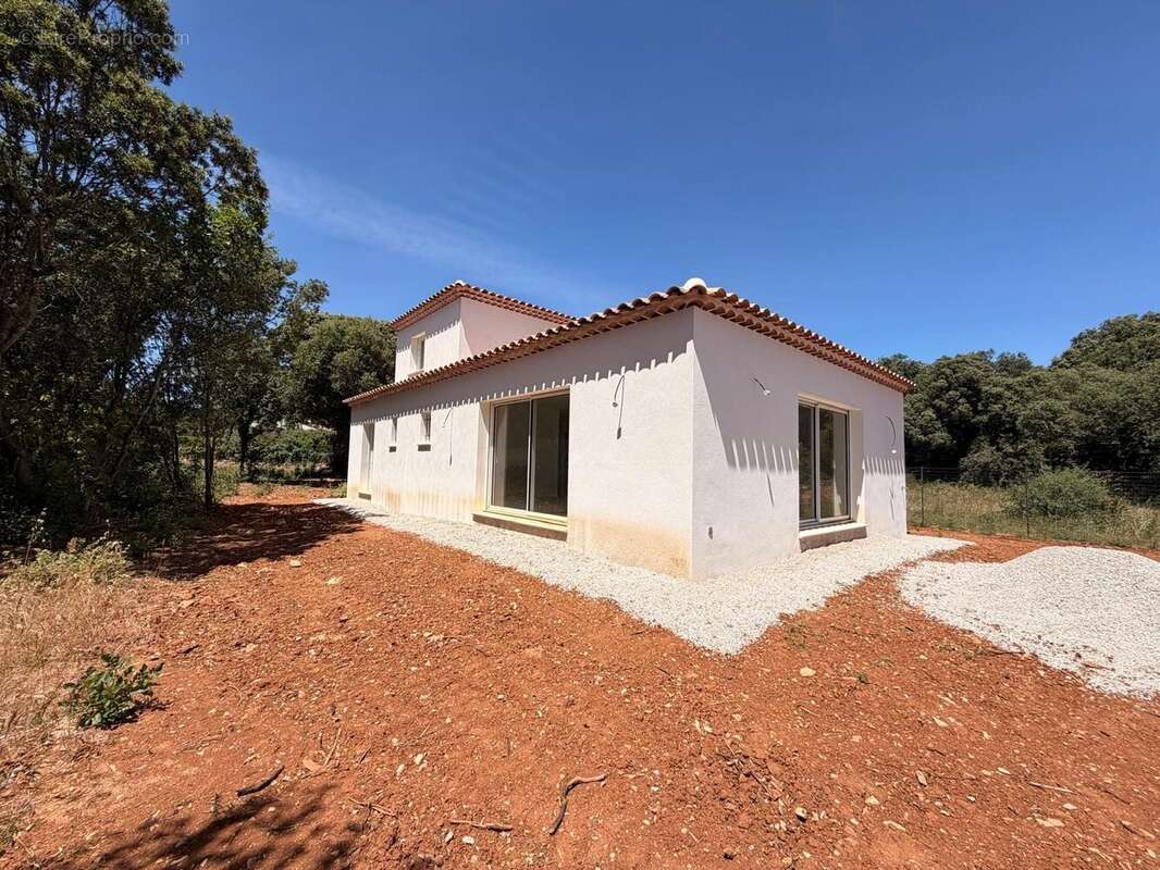 Maison à SAINT-MAXIMIN-LA-SAINTE-BAUME