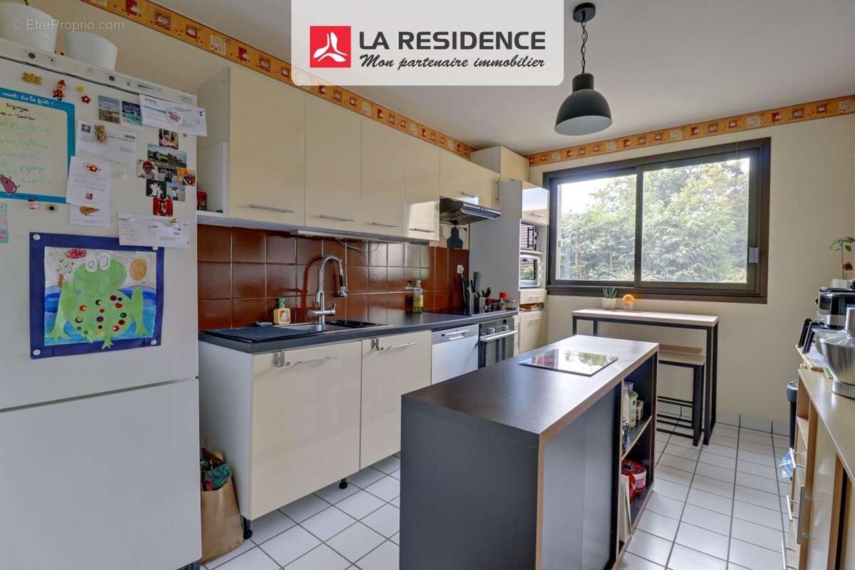 Appartement à VERNEUIL-SUR-SEINE