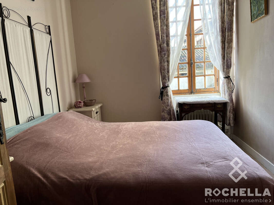 Maison 130 m² à Saint-Jean-D'angely  - photo 8