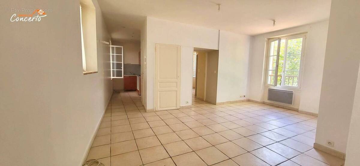 Appartement à BARGEMON