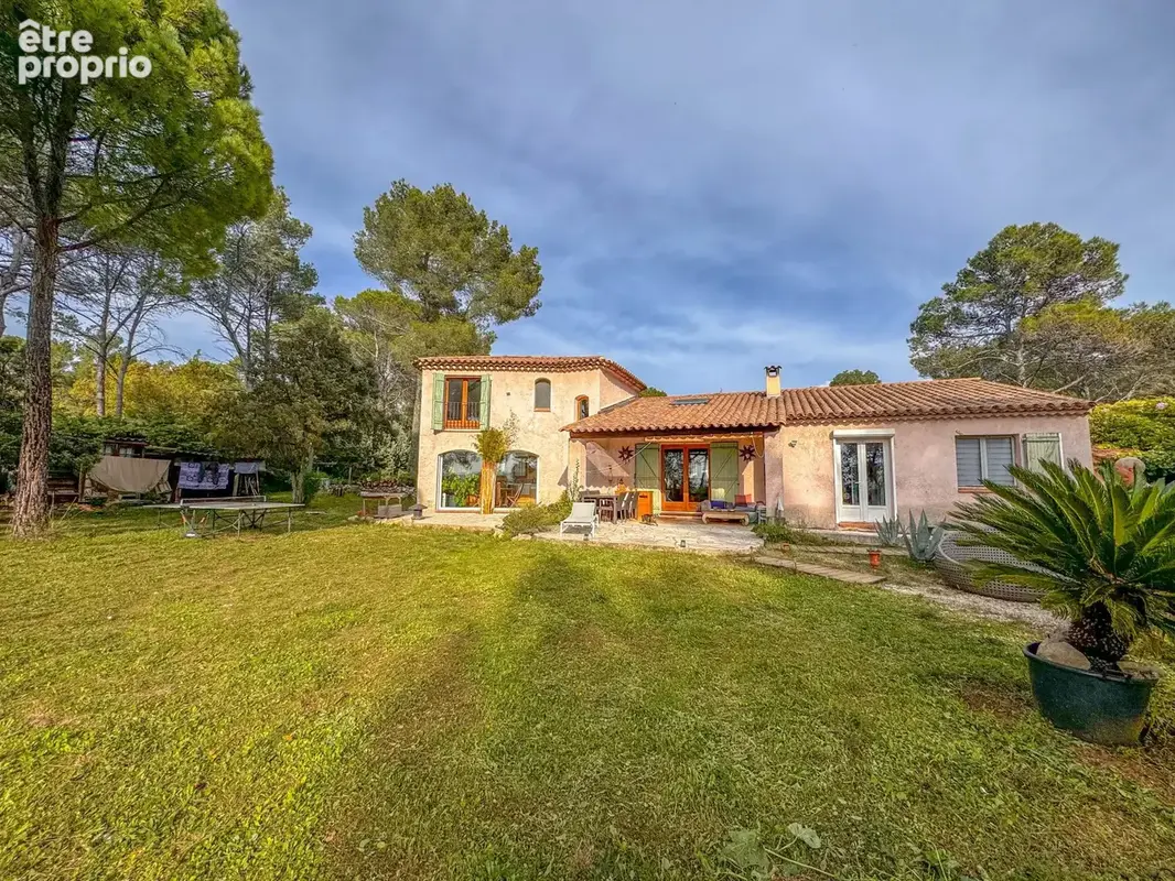 Maison 5 pièces 160 m² à vendre à Fayence (83440) - photo 8