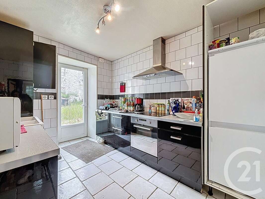 Maison à FONTENAILLES