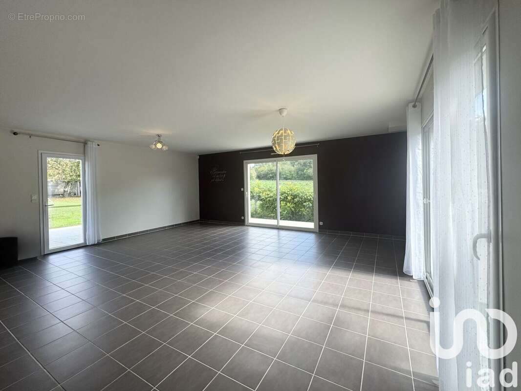 Photo 3 - Maison à SAINT-GERMAIN-DU-PUCH