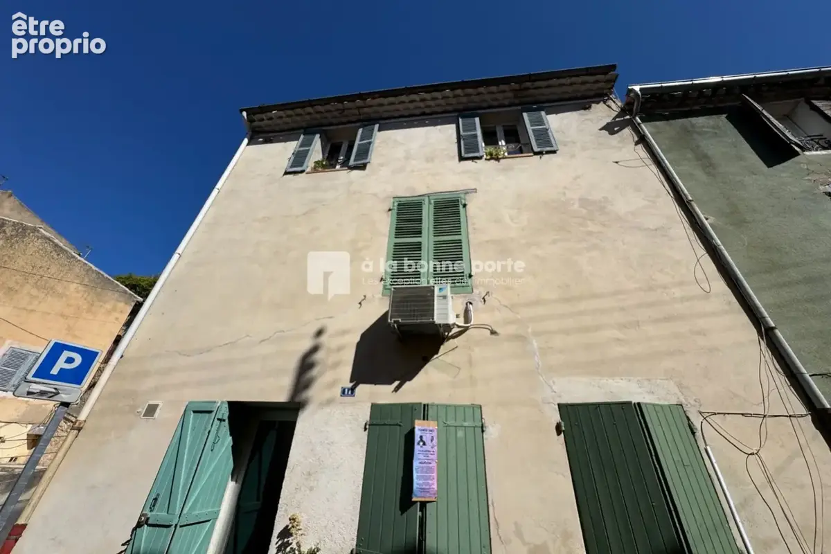 Appartement 9 pièces 171 m² à vendre à Lambesc (13410) - photo 2