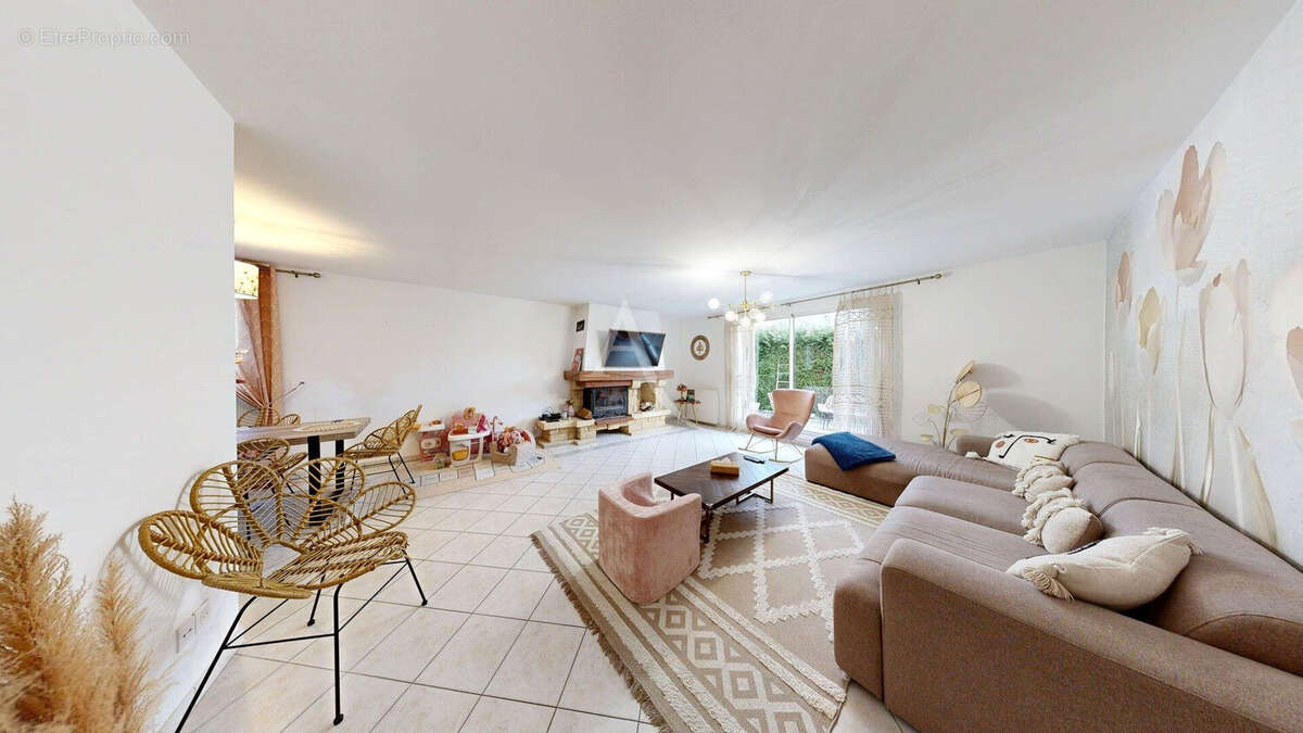 Maison à VAUREAL