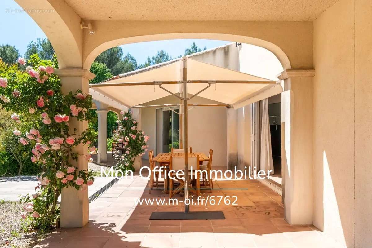 Maison à VENELLES