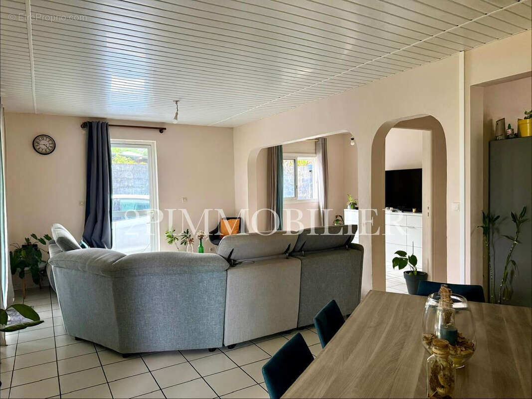 Maison à SAINT-PHILIPPE