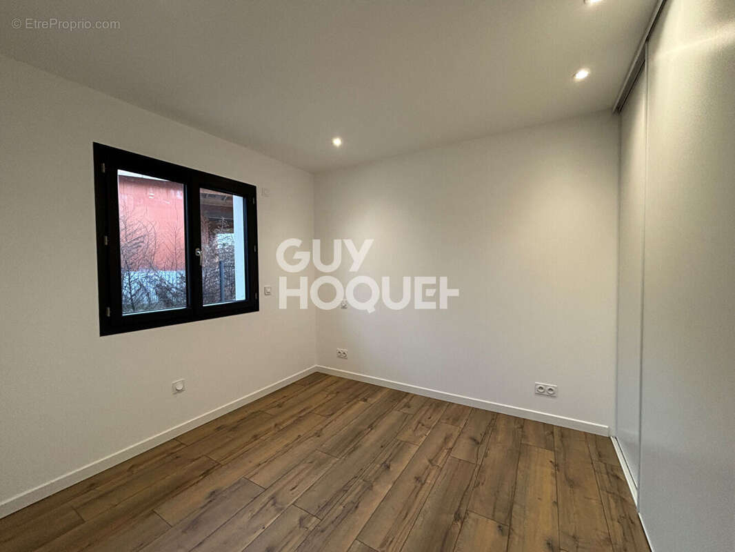 Maison à ONESSE-ET-LAHARIE