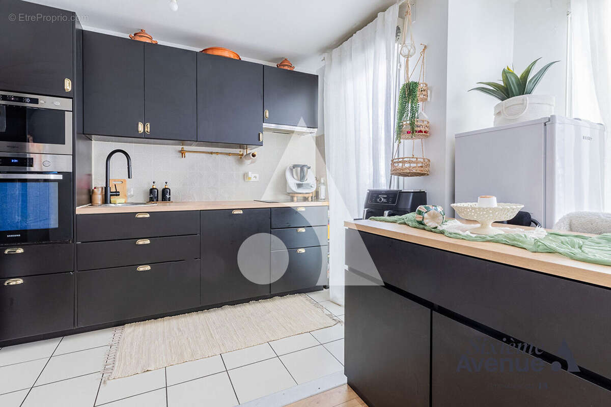 Appartement à LISSES