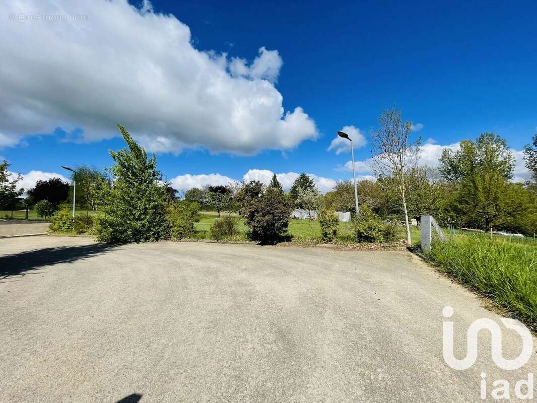 Photo 4 - Terrain à CHARENTILLY
