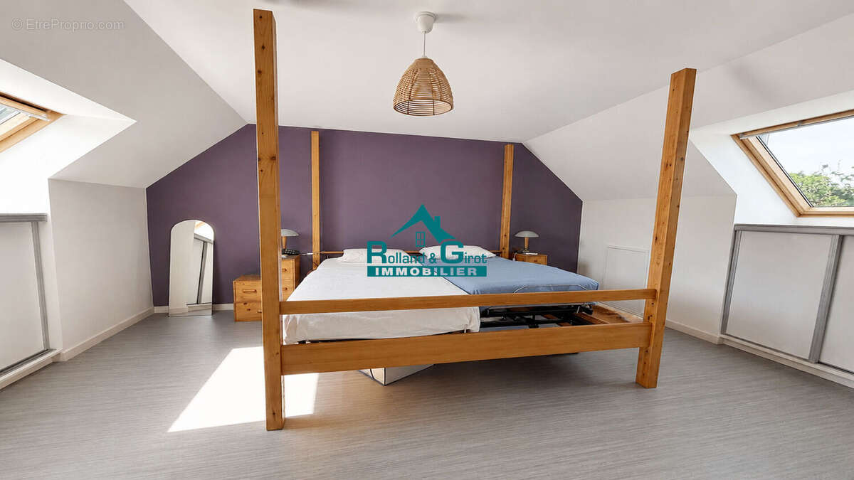 Maison Saint Sulpice La Foret, 142 M² - photo 8