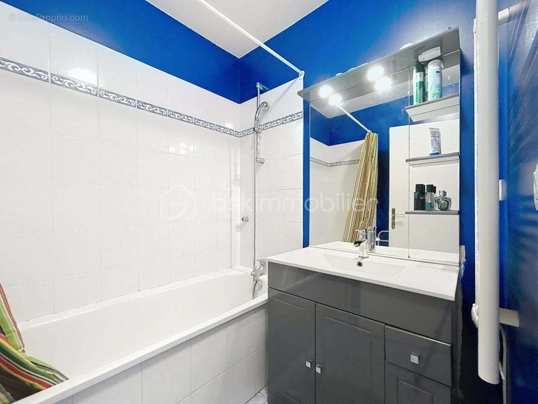 Appartement à CORBEIL-ESSONNES