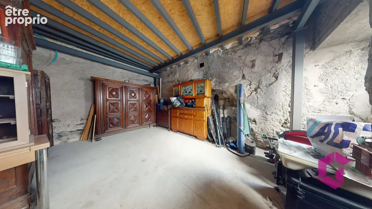 Saurier, Maison de village 90m2 hab. avec 2 chambres, Terrasse et Dépendances - photo 8