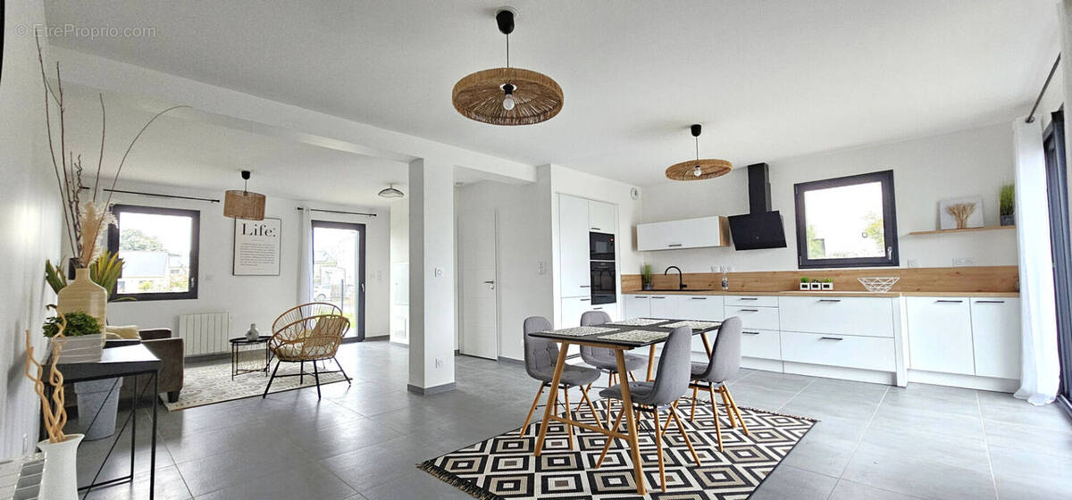 Maison à SUCE-SUR-ERDRE