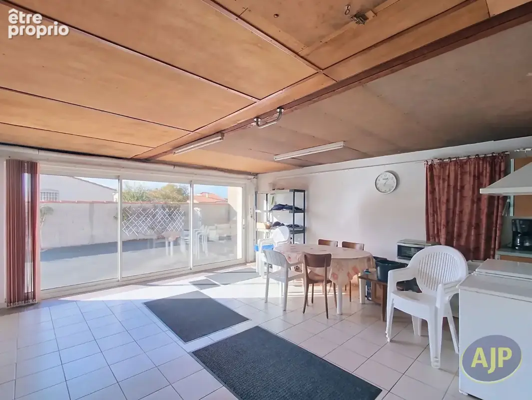 Maison de plain-pied sur une parcelle de + 1000 m² - photo 11