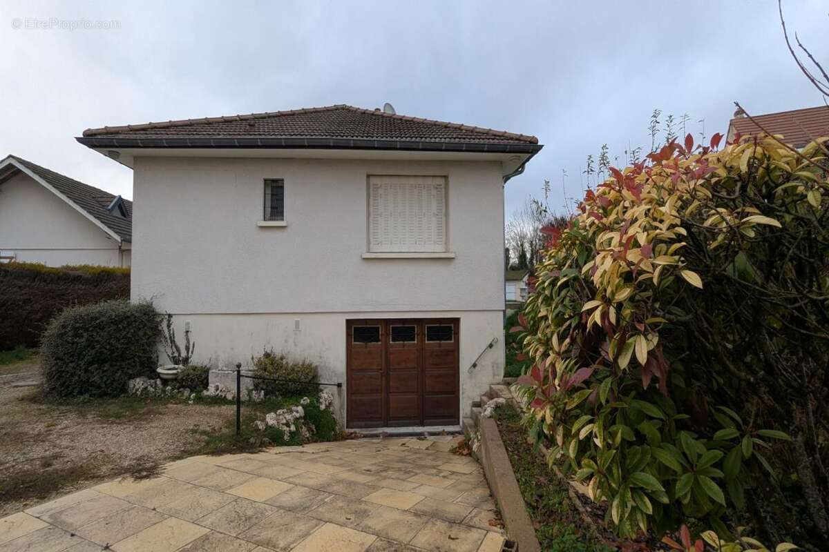 Maison à MESSIGNY-ET-VANTOUX