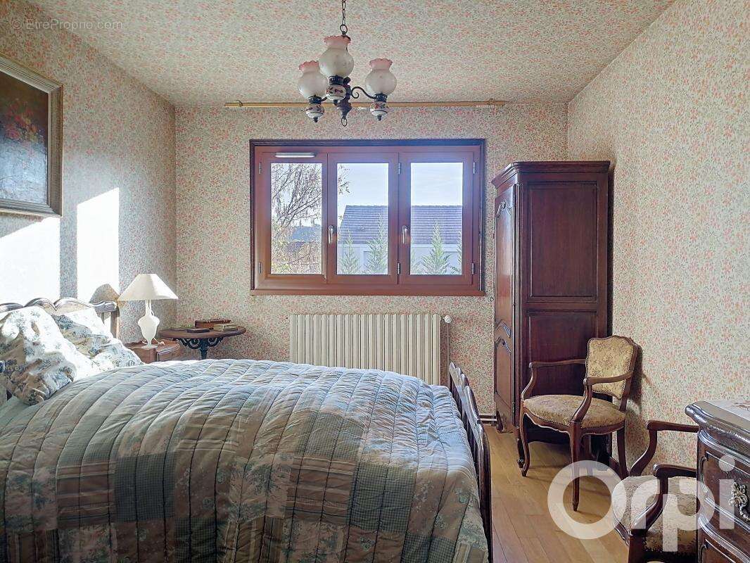 Maison à SAULX-LES-CHARTREUX