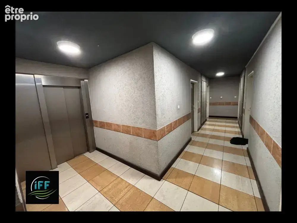 Appartement T4 situé au 1er étage d'une résidence calme et sécurisée - photo 2