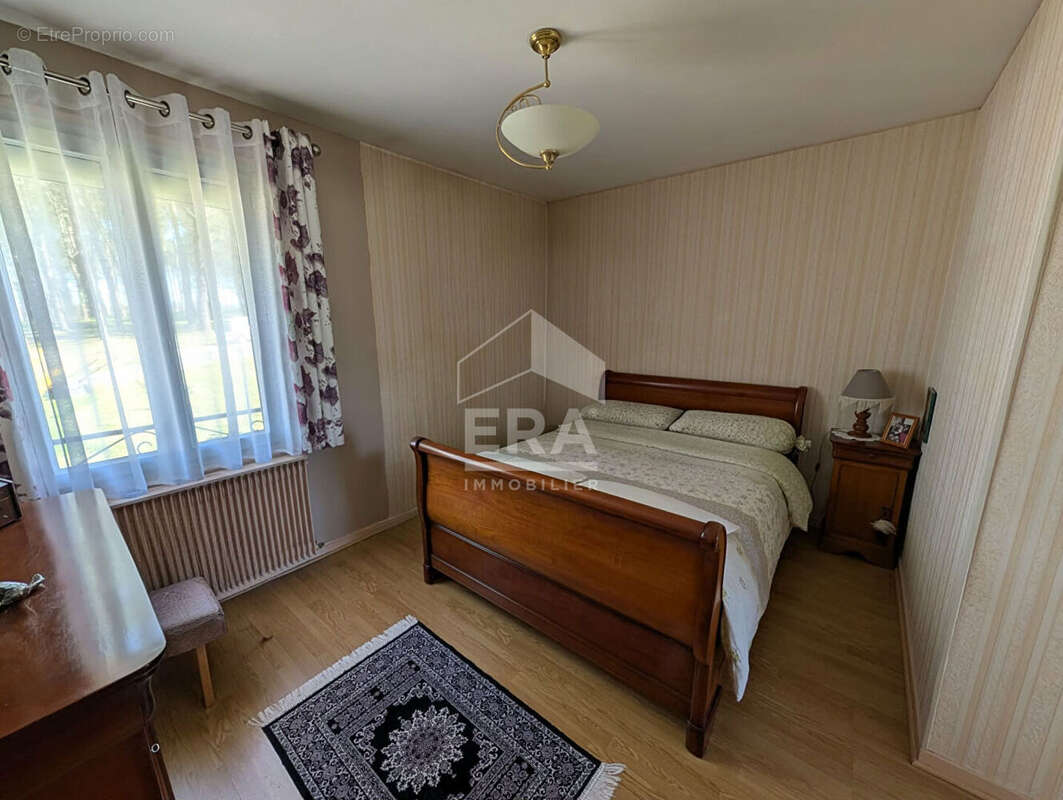 Maison 85m² à saint-géraud-de-corps - photo 6
