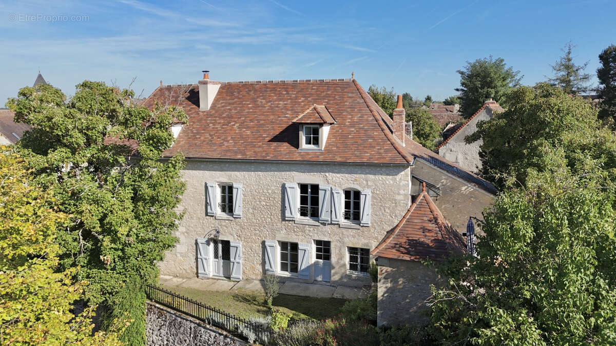 Maison à ANGLES-SUR-L&#039;ANGLIN