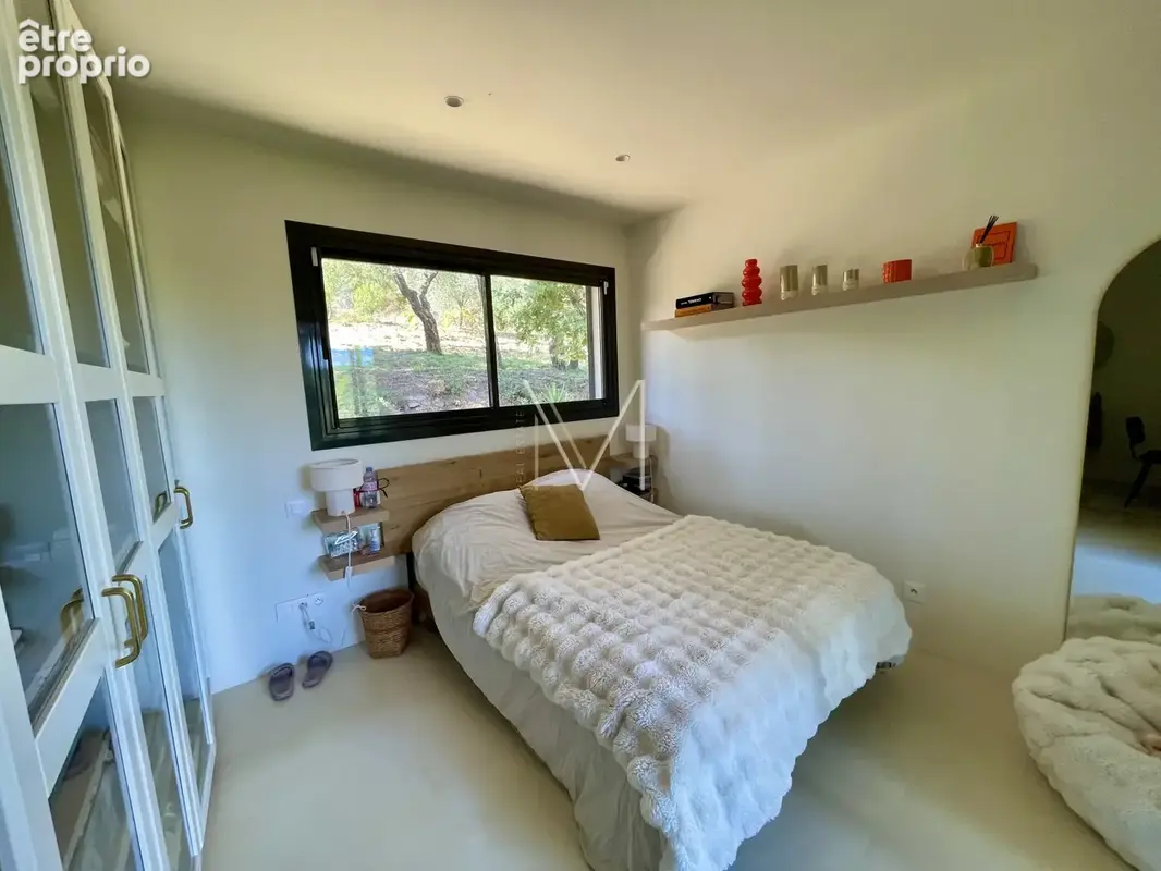 Belle propriété - position dominante - vue dégagée - au calme - proche du centre - photo 25
