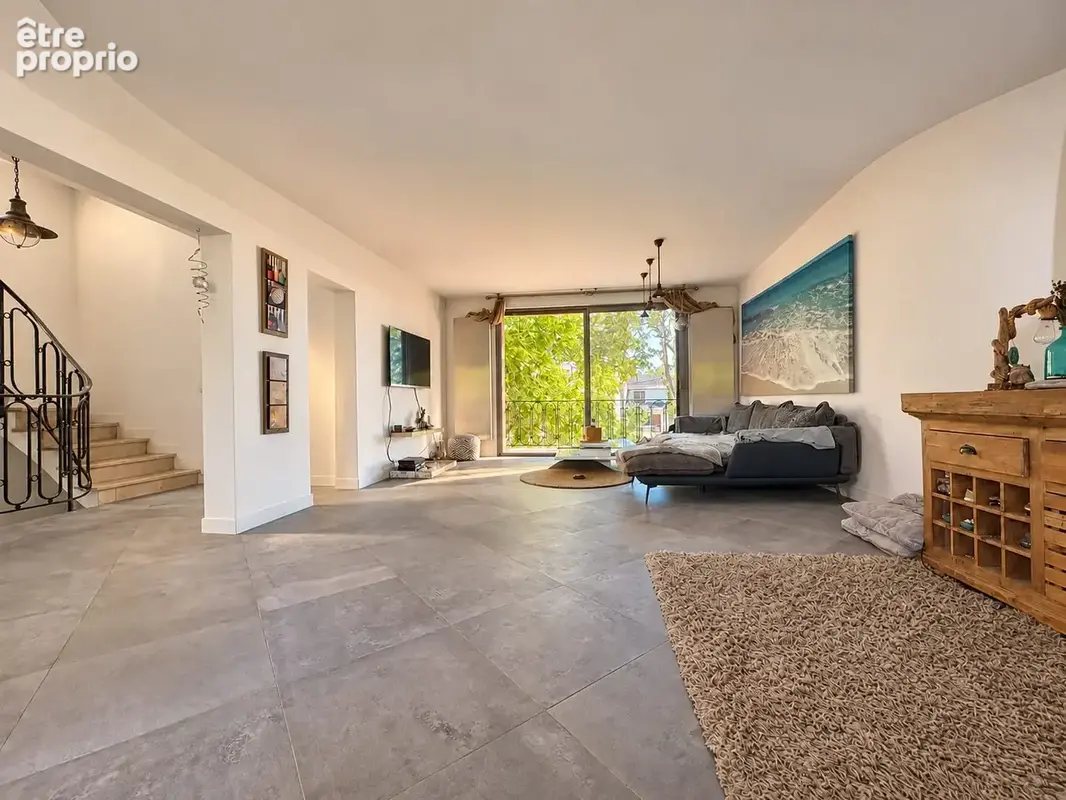 Photo Maison à Saint-Maur-Des-Fosses au prix de 1 399 000€