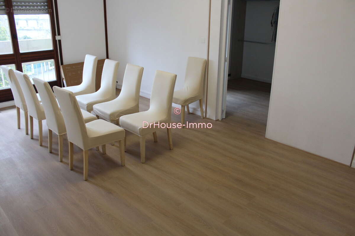 Appartement 80 m² à Angouleme  - photo 13
