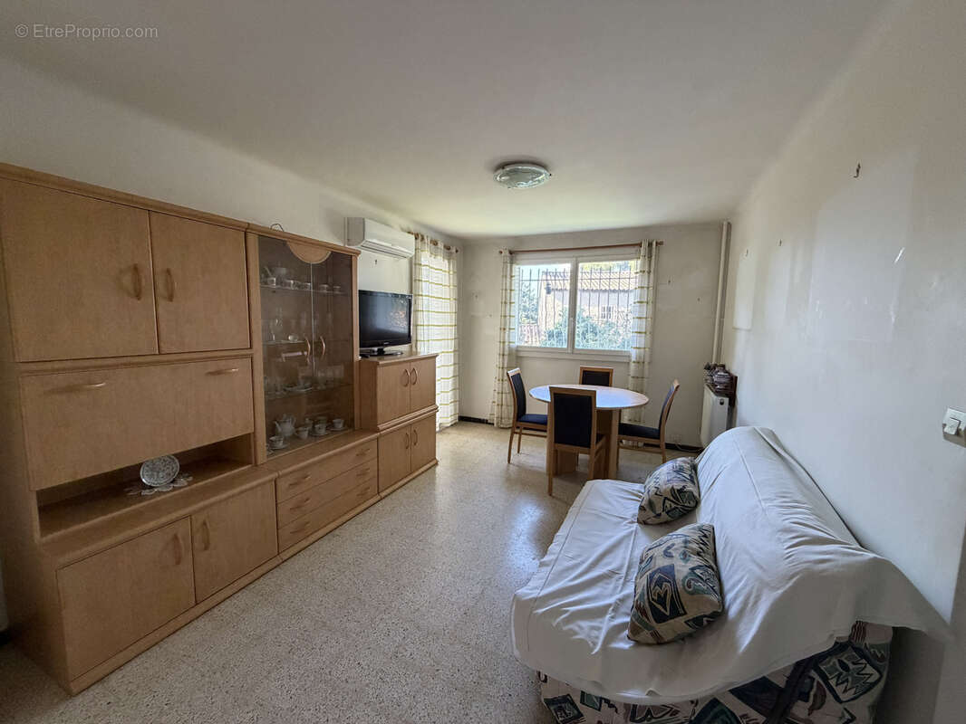 Appartement à MARSEILLE-9E
