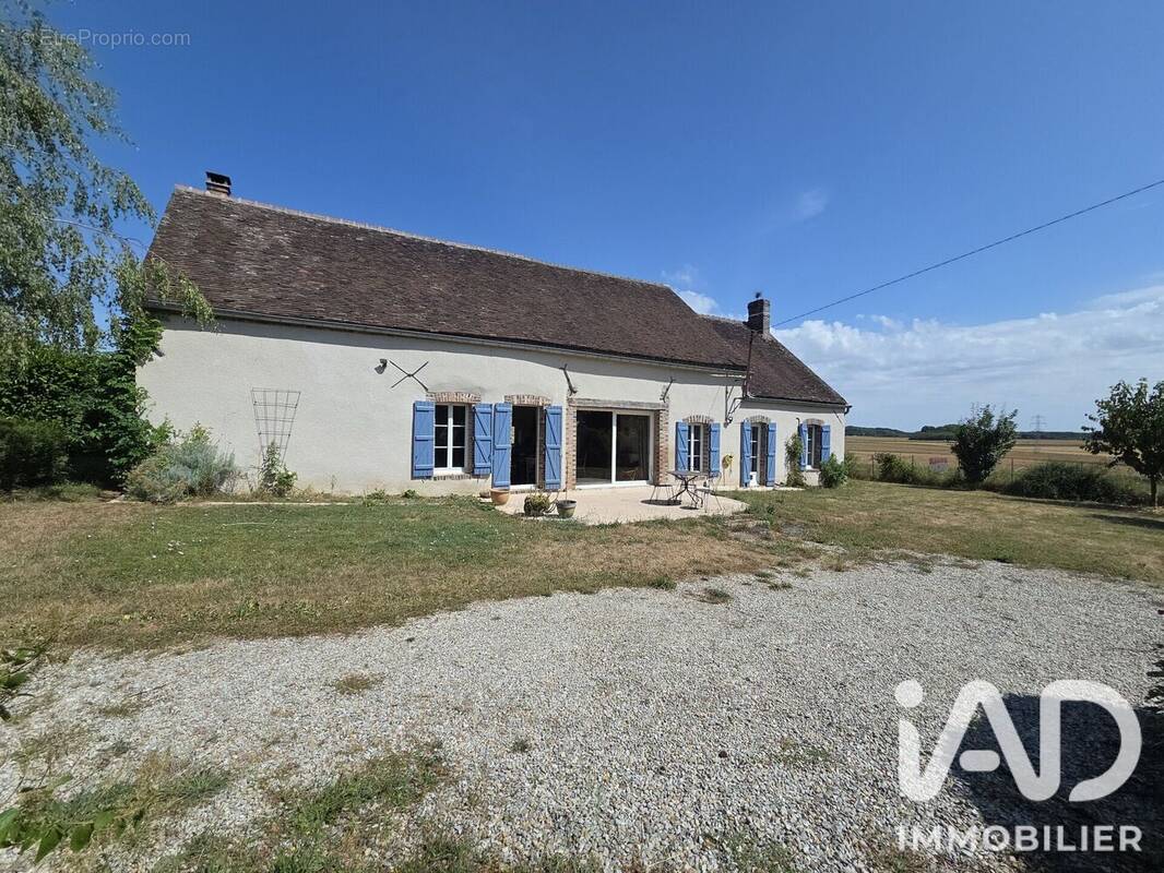 Photo 1 - Maison à CHAUMOT