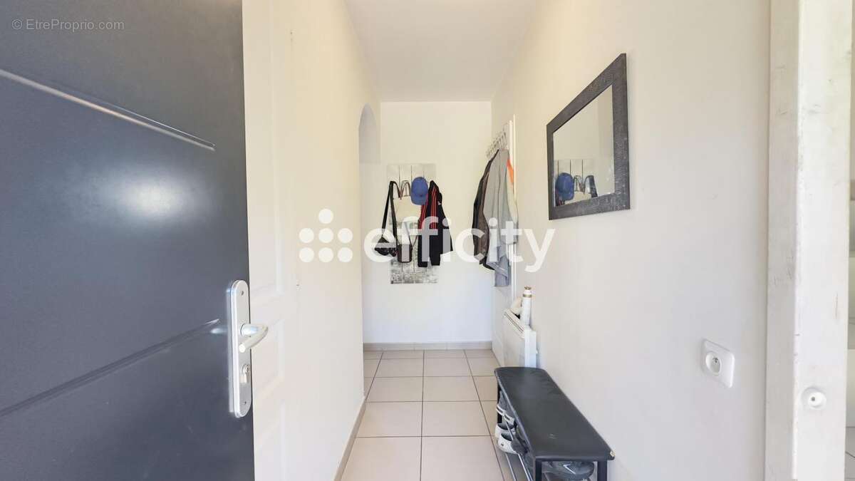 Maison 87 m² à Bollene  - photo 2
