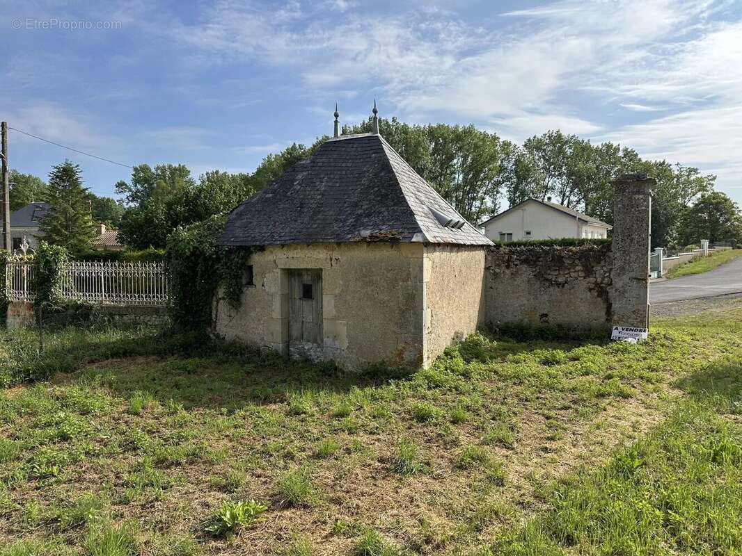 Maison à SAINT-GENEROUX
