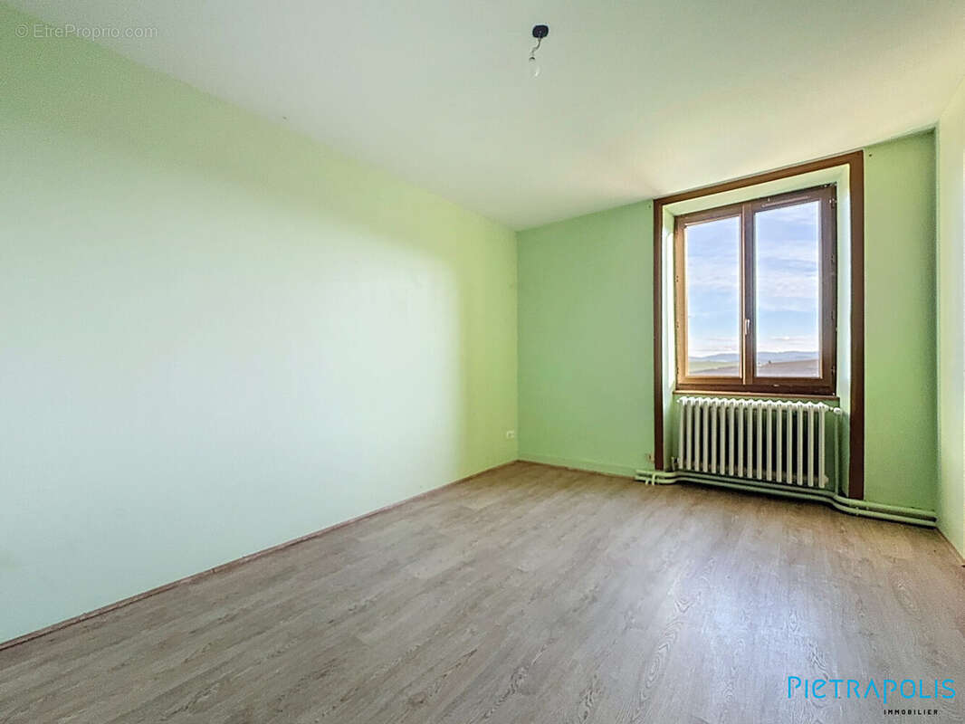 Maison à PONTCHARRA-SUR-TURDINE