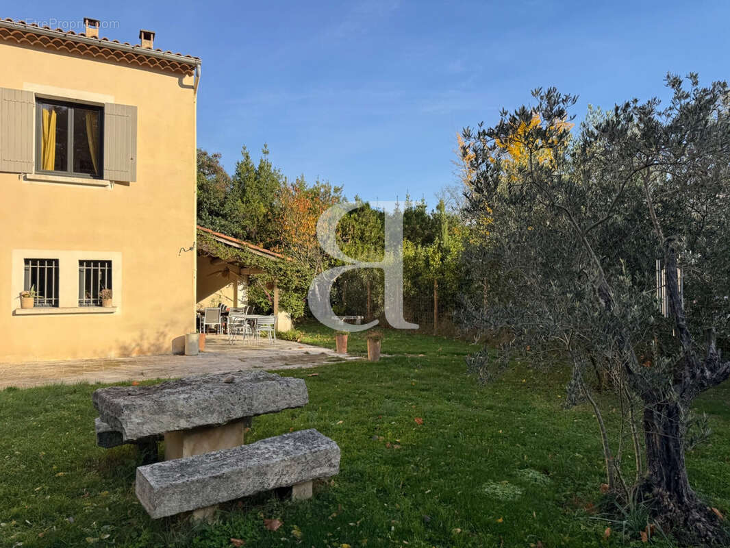 Maison à SAINT-REMY-DE-PROVENCE