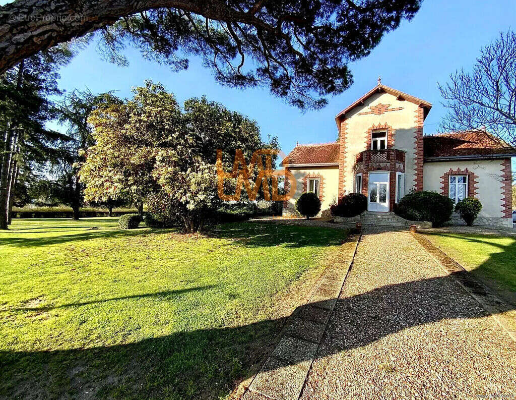 Belle propriété sans travaux avec diverses annexes - photo 19