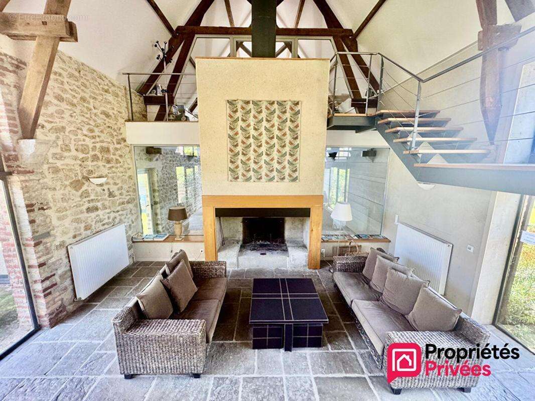 Propriétés-Privées.Com vous propose : - photo 4