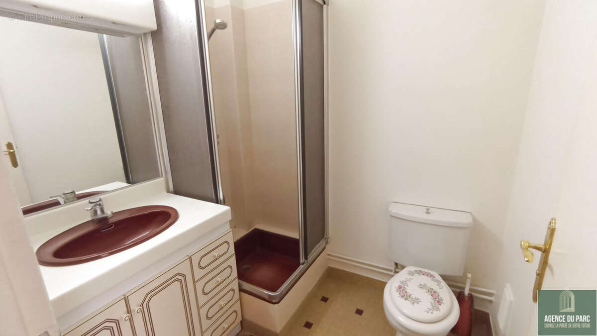 Appartement à VILLE-D'AVRAY