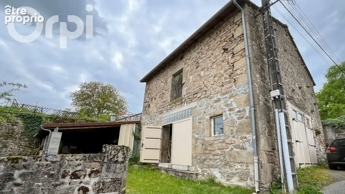 Maison à RAZES