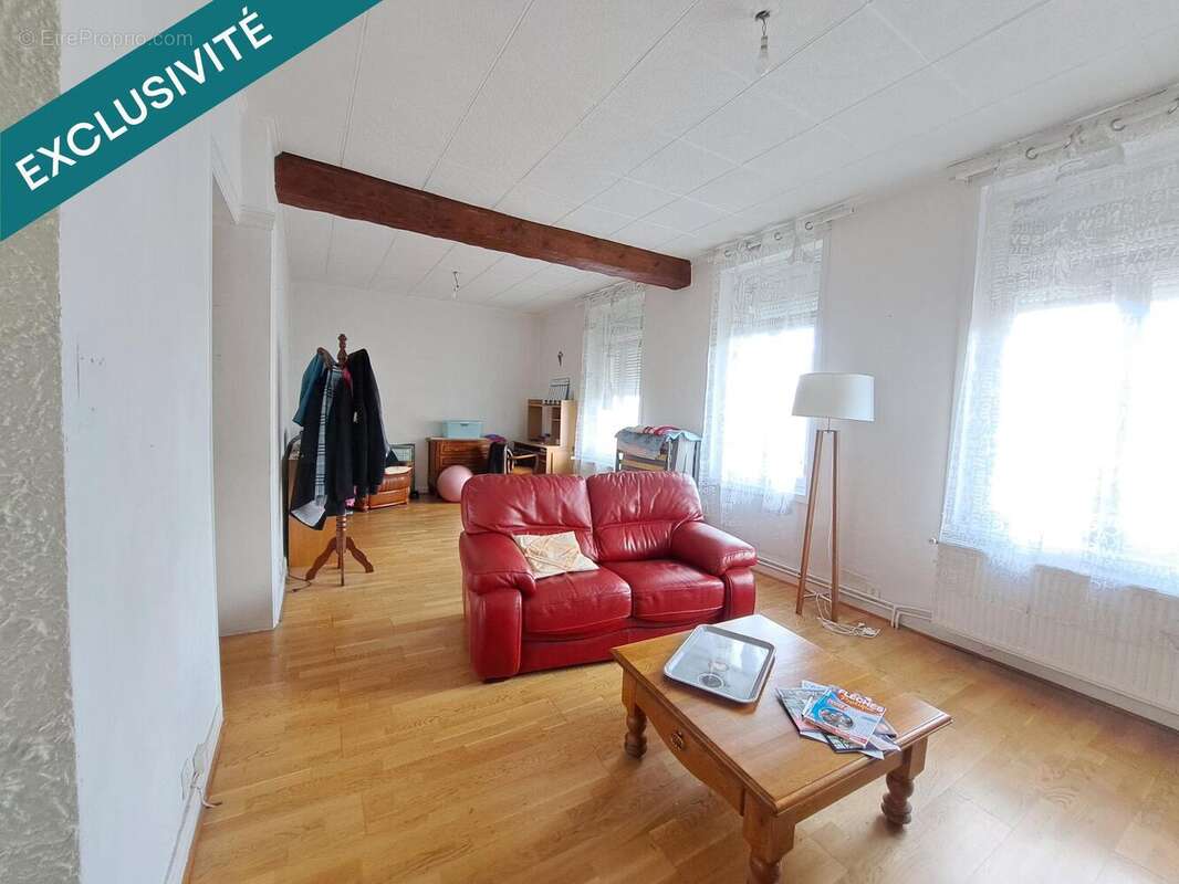Photo 2 - Maison à LOCON